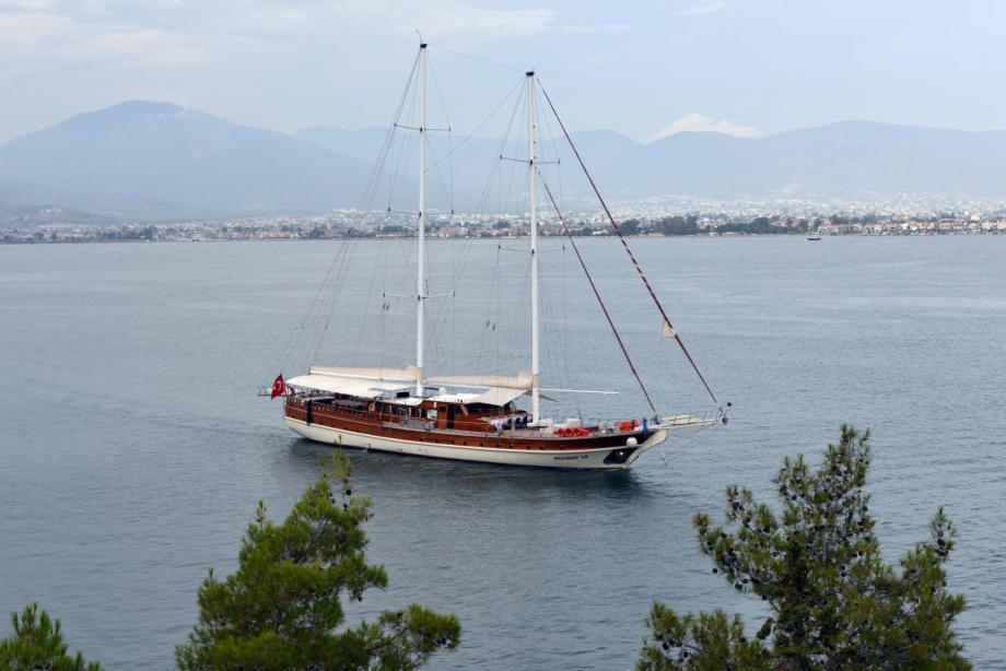 Galeo Yachting | Holiday X