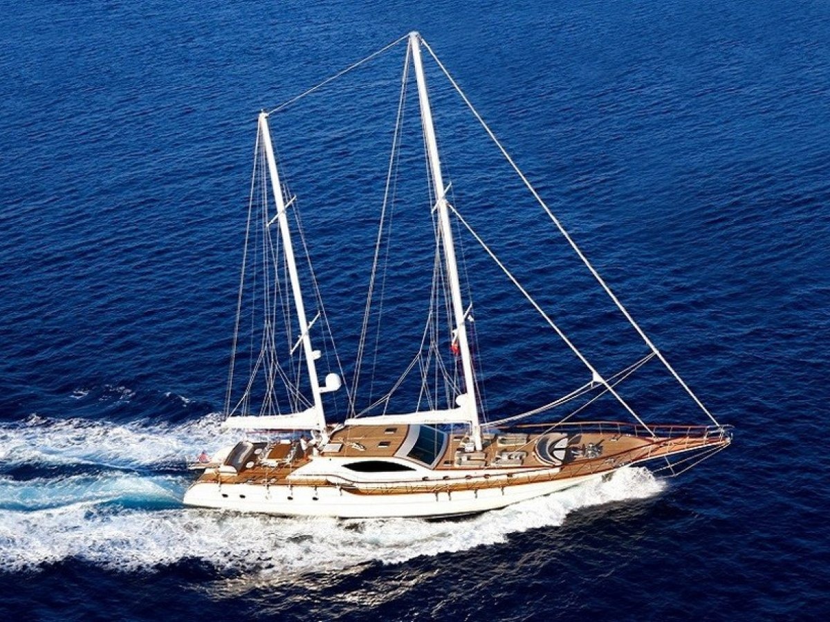Galeo Yachting | Miss B