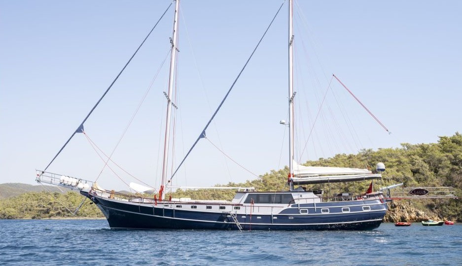 Galeo Yachting | Lotus