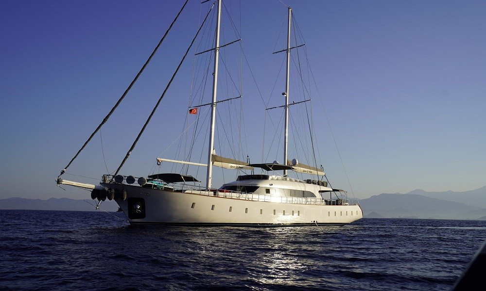 Galeo Yachting | Queen Of Makri